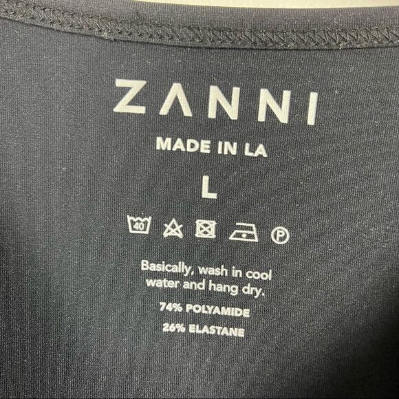 Zanni Made In LA Boxy T-Shirt Dress Black - Picture 7 of 8